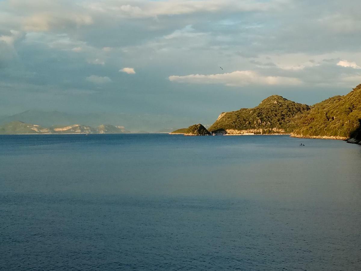Adriatic - Apartment With Jacuzzi Sobra Esterno foto