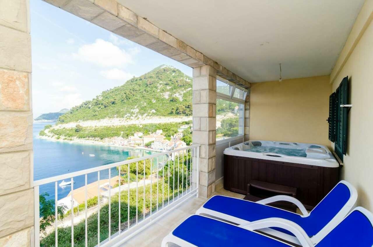 Adriatic - Apartment With Jacuzzi Sobra Esterno foto
