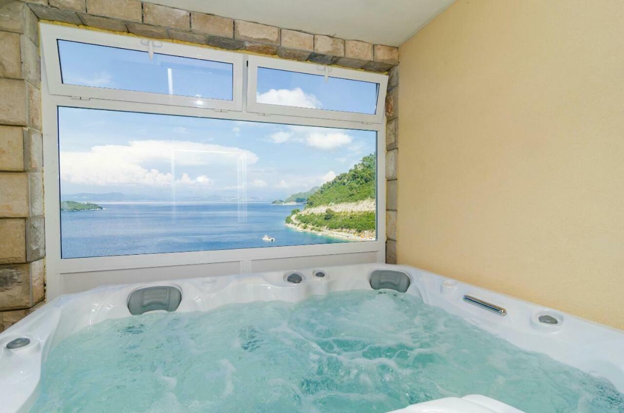 Adriatic - Apartment With Jacuzzi Sobra Esterno foto